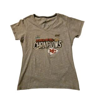 Kansas City Chiefs Fanatics Vneck Medium Super Bowl LIV Champions Shirt